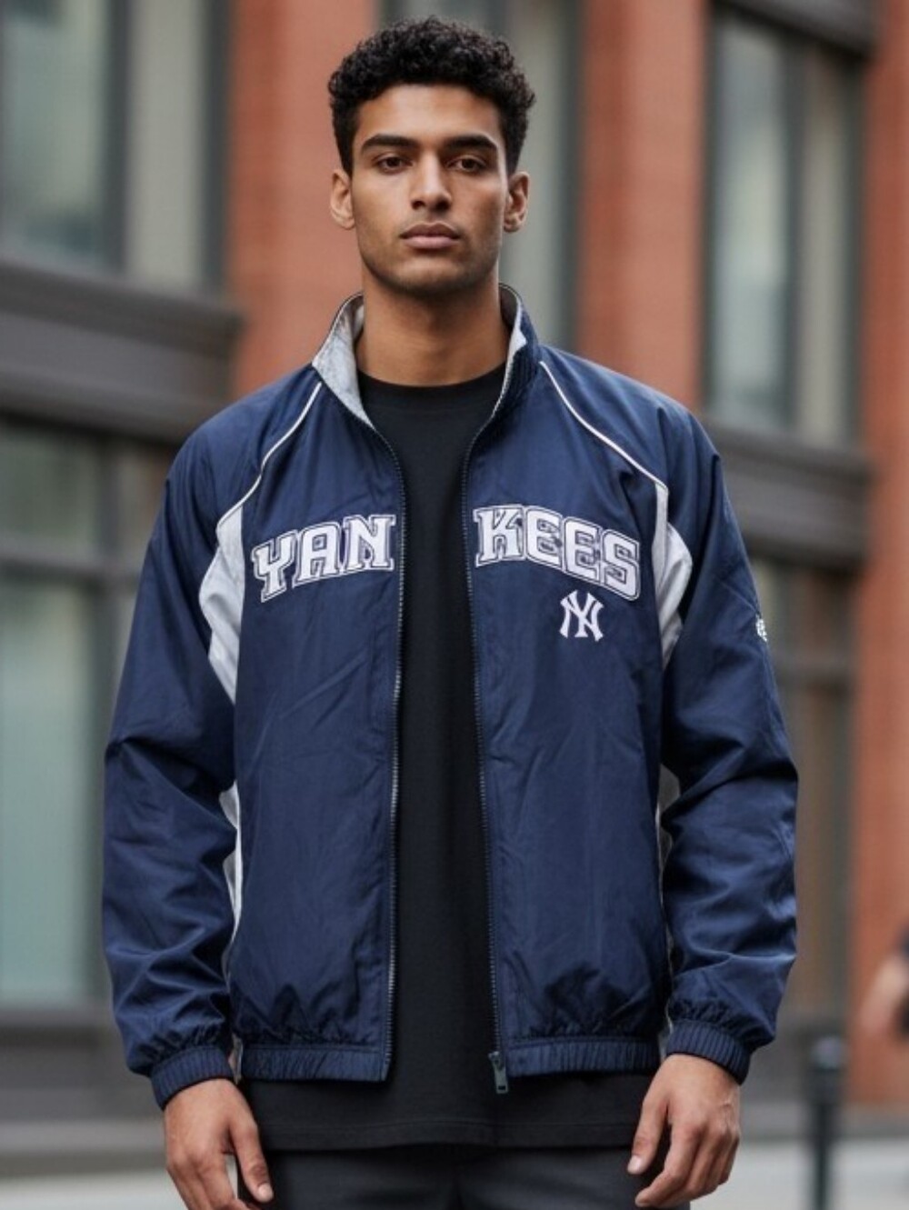 Reebok New York Yankees Reversible  Bomber Jacket 1088